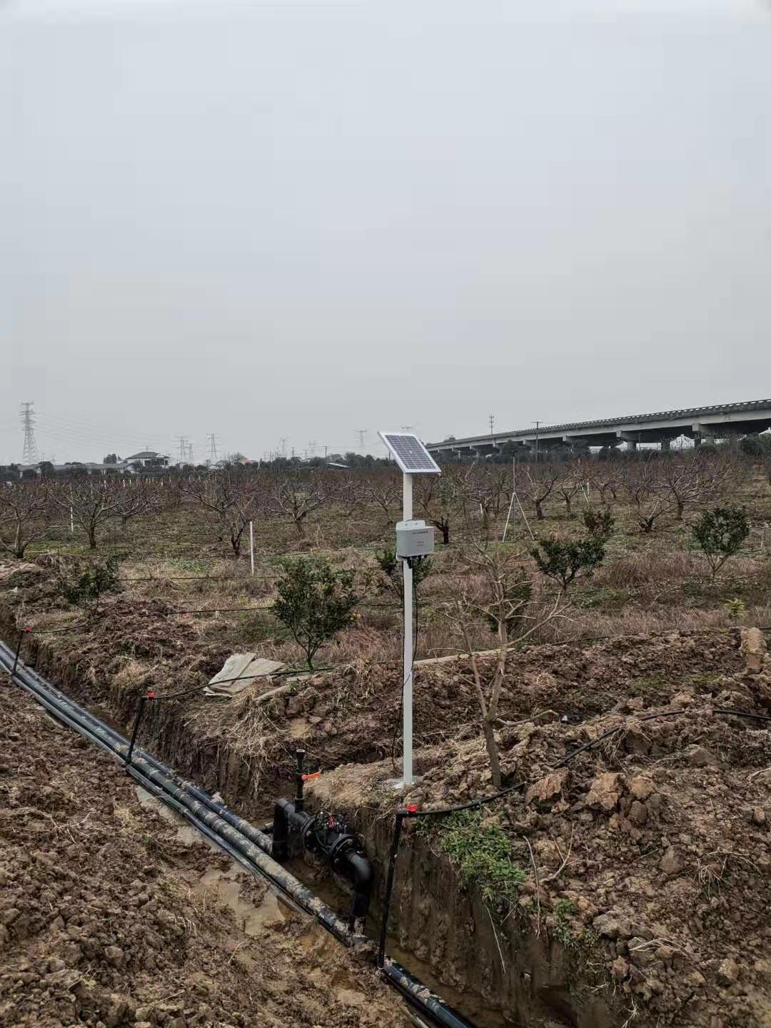 湖南農業水肥一體化灌溉,湖南別墅庭院智能灌溉,長沙沁園灌溉有限公司,湖南足球場噴灌,長沙足球場噴灌,足球場噴灌,足球場灌溉,長沙足球場灌溉,湖南足球場灌溉