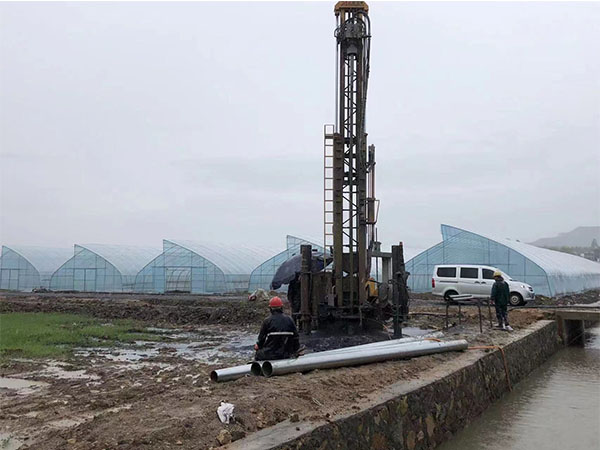 湖南農業水肥一體化灌溉,湖南別墅庭院智能灌溉,長沙沁園灌溉有限公司,湖南足球場噴灌,長沙足球場噴灌,足球場噴灌,足球場灌溉,長沙足球場灌溉,湖南足球場灌溉