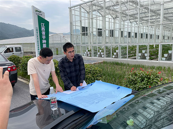 湖南農業水肥一體化灌溉,湖南別墅庭院智能灌溉,長沙沁園灌溉有限公司,湖南足球場噴灌,長沙足球場噴灌,足球場噴灌,足球場灌溉,長沙足球場灌溉,湖南足球場灌溉